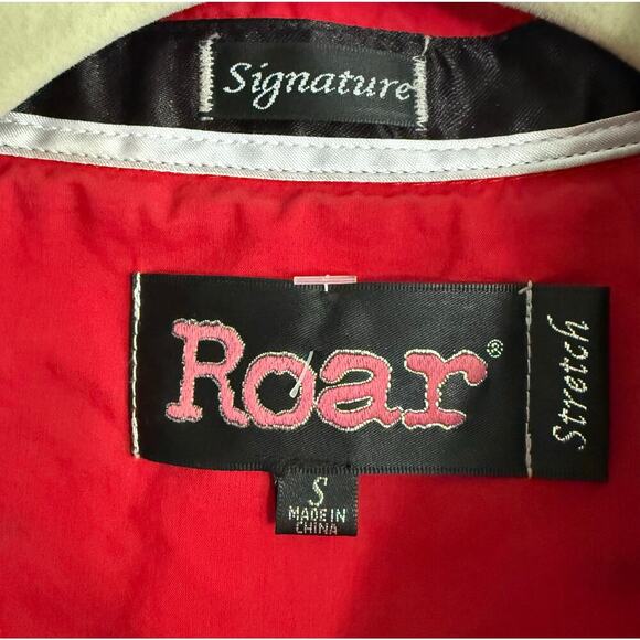 Women’s Roar Signature Western Red Rhinestone Button Down Blouse size Small - Picture 5 of 9
